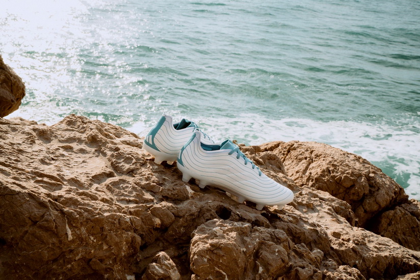 อาดิดาสเปิดตัว “Parley Boot Pack” รองเท้าฟุตบอลคอลเลกชันแรก ที่ออกแบบเพื่อช่วยลดปัญหาขยะพลาสติกในมหาสมุทร